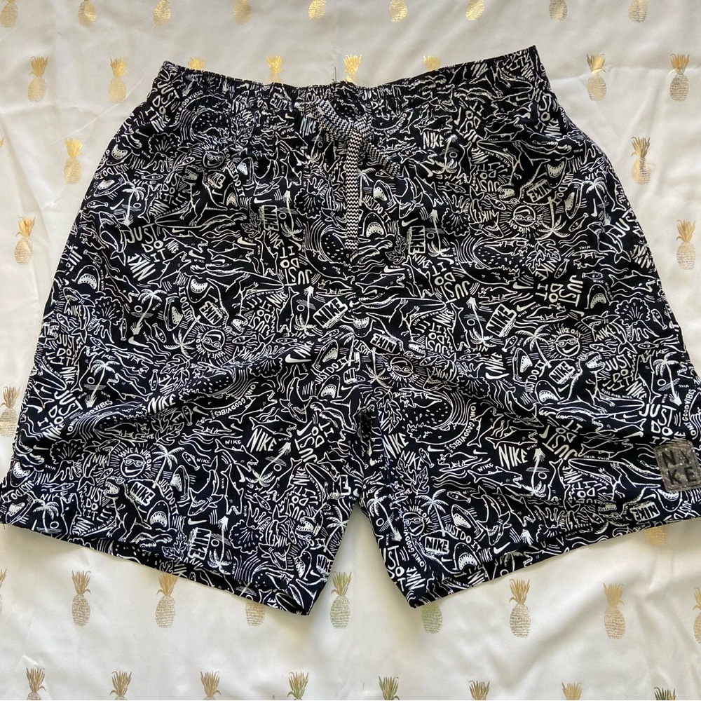 NWT Men’s Nike Black White Shark Lap Volley Swim Shorts